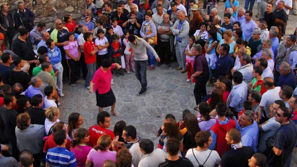 Tarantella Calabrese tradizionale - Calabria. Ballo tradizionale.