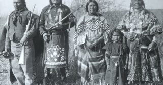 Native Americans – Traditional War Dance