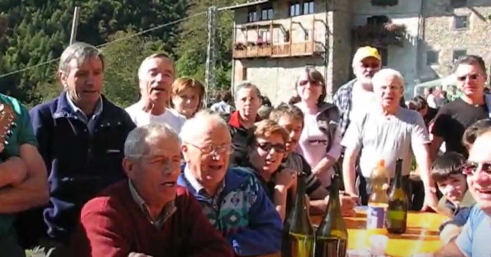 Marina Marina - Cate e Sergio - Rocco Granata. Musica italiana.