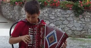 Mix di Tarantelle all’Organetto