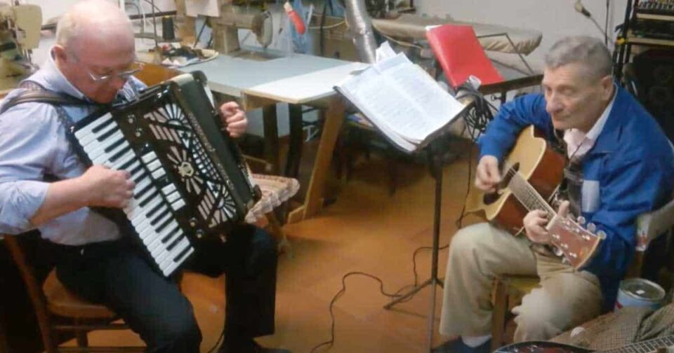 Lauretta mia - Canzone popolare italiana.