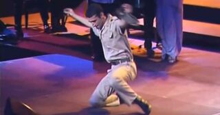 Alexandros Mousoulos – Zeibekiko Show