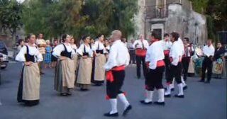 Gruppo Folklorico Voce dell’Etna – Tarantella “7 Passi”