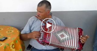 Rosario suona l’Organetto