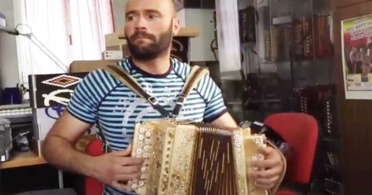 Tarantella medley - Organetto tonalità RE. Musica popolare italiana.