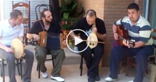 Tarantella Calabrese con Organetto, Lira, Chitarra e Tamburello