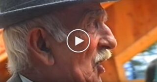 Nonno Ezio canta per la Festa dei Nonni