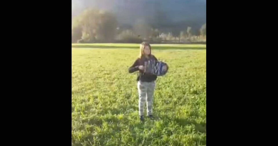 Il Vento Del Gransasso - Valzer all'Organetto. Musica popolare.