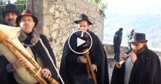 Zampognari – Tu scendi dalle stelle