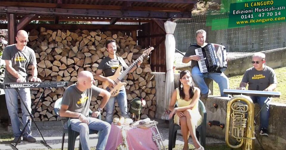 Amici miei - Orchestra Liscio Simpatia. Musica popolare.