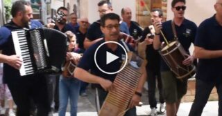 LA STRUCLATORE FOLK suona e anima la domenica