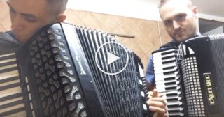 “Cummare Voria” eseguita con Fisarmoniche