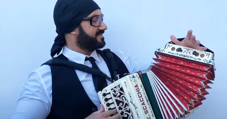 Quadriglia del Camionista - Organetto. Musica popolare.