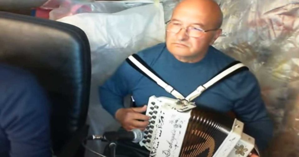 Wé Paisà - Antonio Grande. Tarantella, musica popolare italiana.