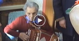 Rosamarina – Mario De Feo all’organetto e Luigi Tarantino