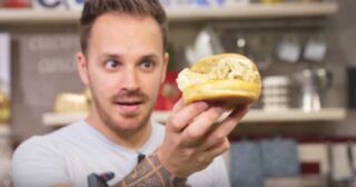 Ricette & Tradizioni: Brioche col tuppo – Sicilia