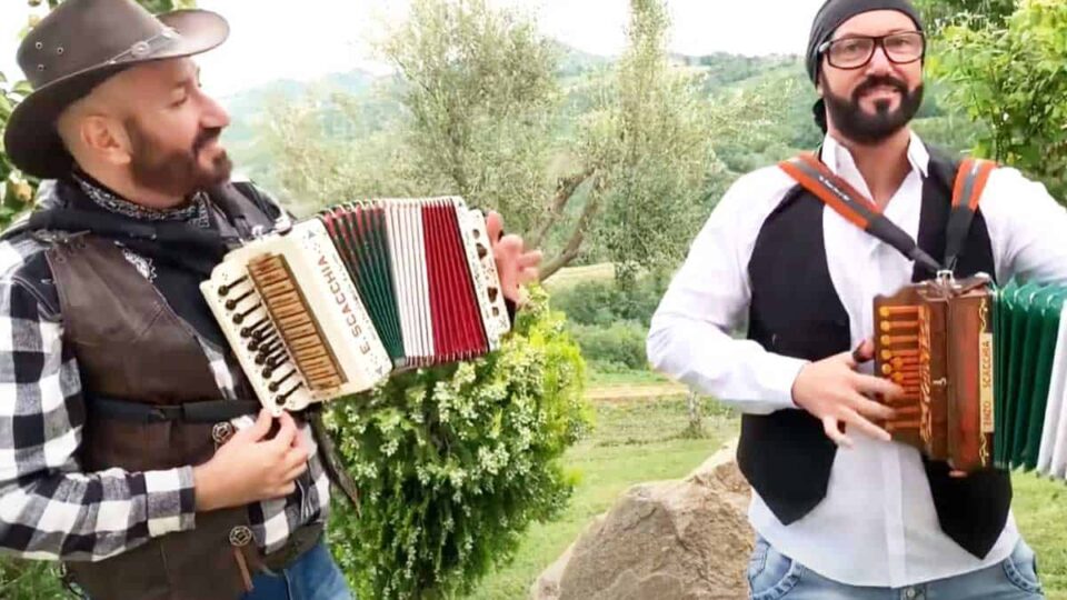 Polka del Trillo - Enzo e Nicola Scacchia - Organetto. Musica popolare.