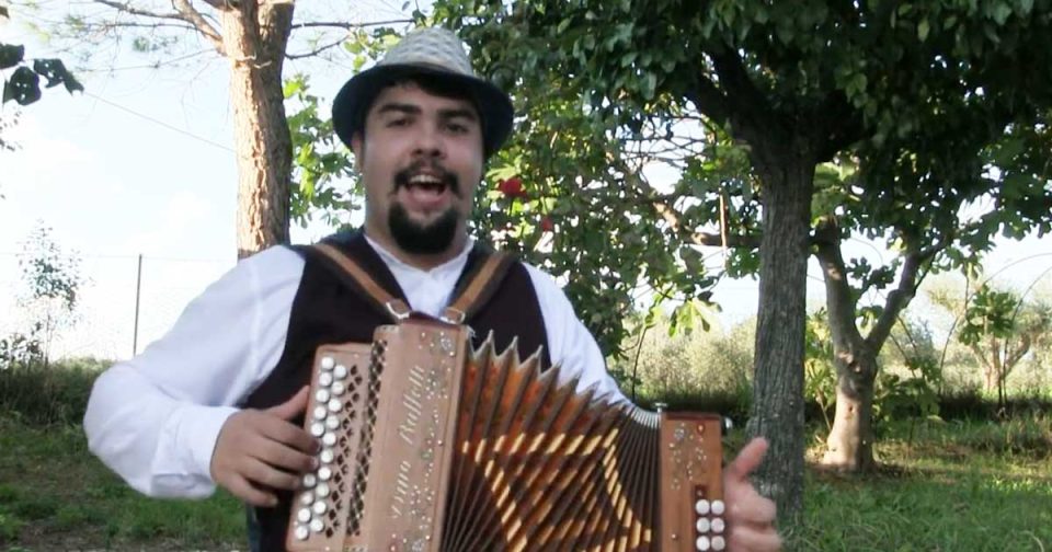 Pirulì - Lorenzo Cantori - Organetto marchigiano. Musica popolare.