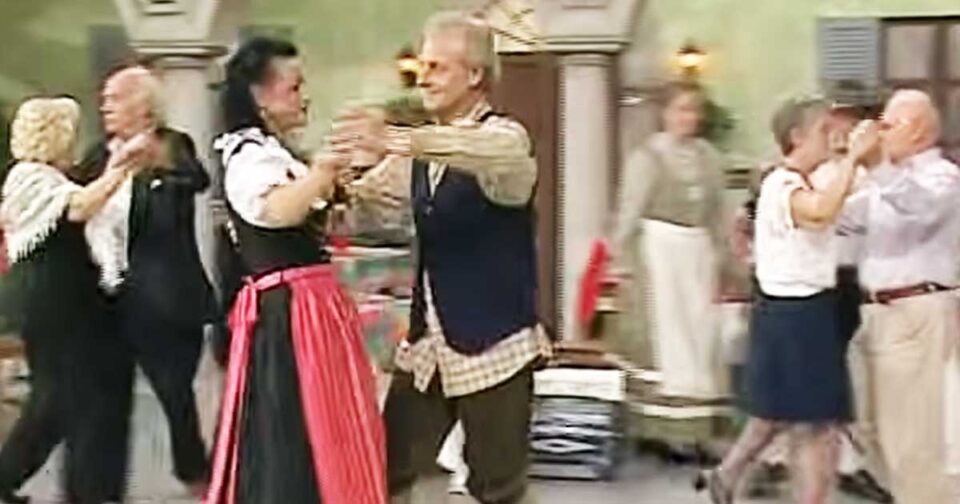 Sabrina Musiani - Amore mio non piangere - Mondine. Musica popolare.