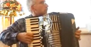 Country Roads – John Denver Cover