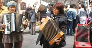 Polka “Guarda La Luna” – Rosaria Torcitto e Giusy Riggio