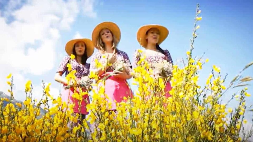 Le Mondine - Quel Mazzolin di fiori - Testo. Musica popolare.