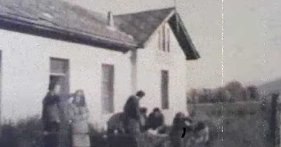 'Nduccio - Casetta me - Abruzzo. Canto popolare abruzzese.