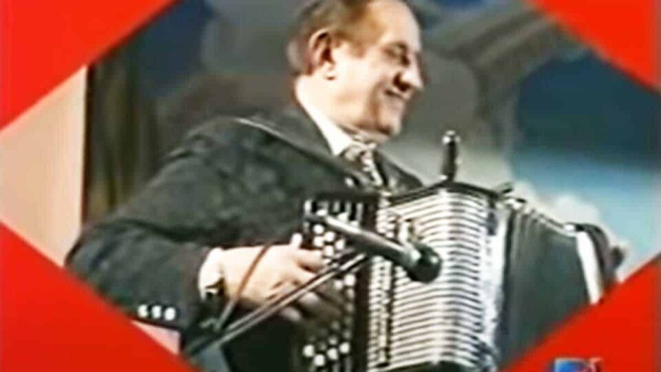 Estiva - Mazurka suonata da Roberto Giraldi - Castellina. Musica popolare.