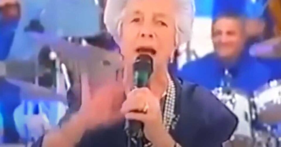 Stornello Reatino - La signora Giulia alla Corrida. Musica popolare italiana del Lazio.