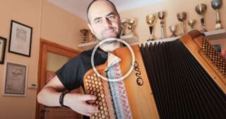 Fratelli D’Italia (Inno Di Mameli) – Saro Calandi