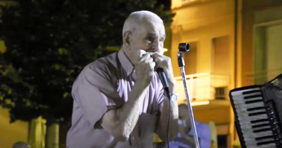 Chiesetta del mio paese - Emilio Perazzi - Armonica. Musica popolare.