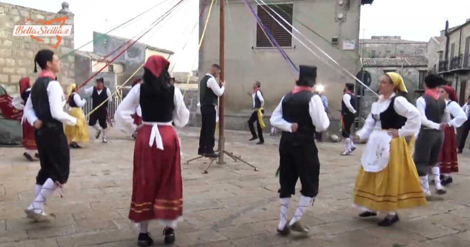 Ballo della cordella - Musica popolare siciliana - Sicilia. Ballo tradizionale.