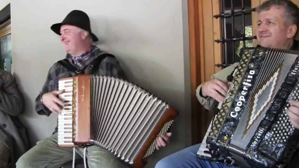 La pastorella - Gli Spunciaporchi - Fisarmonica. Musica popolare.