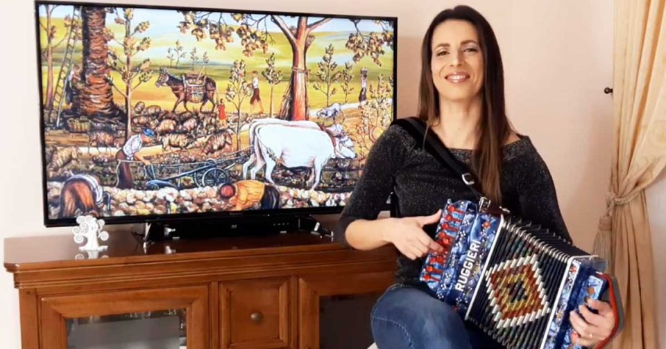 Sant'Antonie a lu deserte - Irma Di Benedetto. Musica popolare italiana-abruzzese.