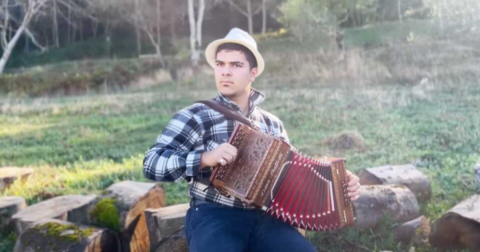 Oi Pastorello - Francesco Cozzi. Musica popolare del Cilento.