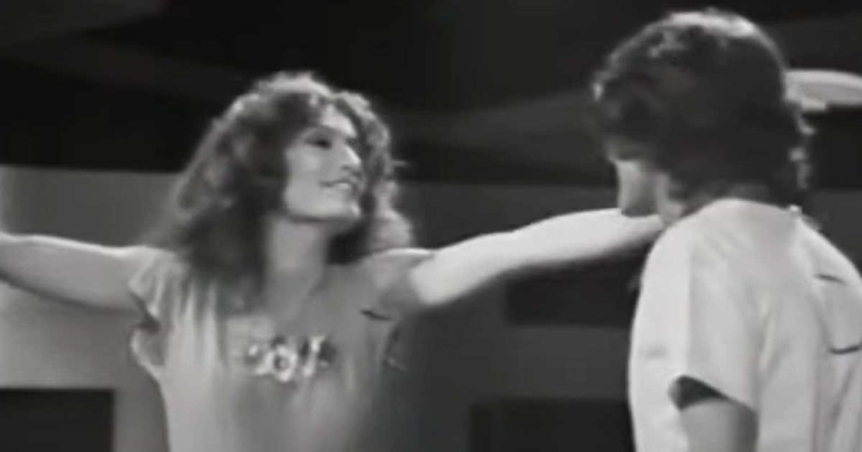 15 anni - Testo - Canzone.