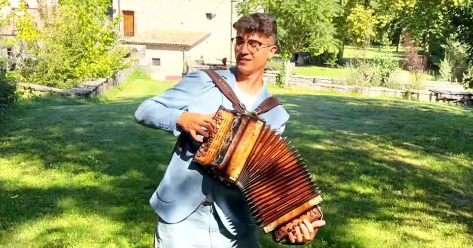 Silvestrina - Angelo Lucarelli - Musica popolare